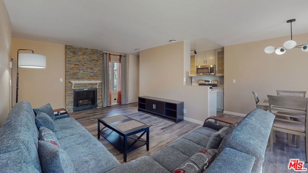 Photo of Listing #25559983