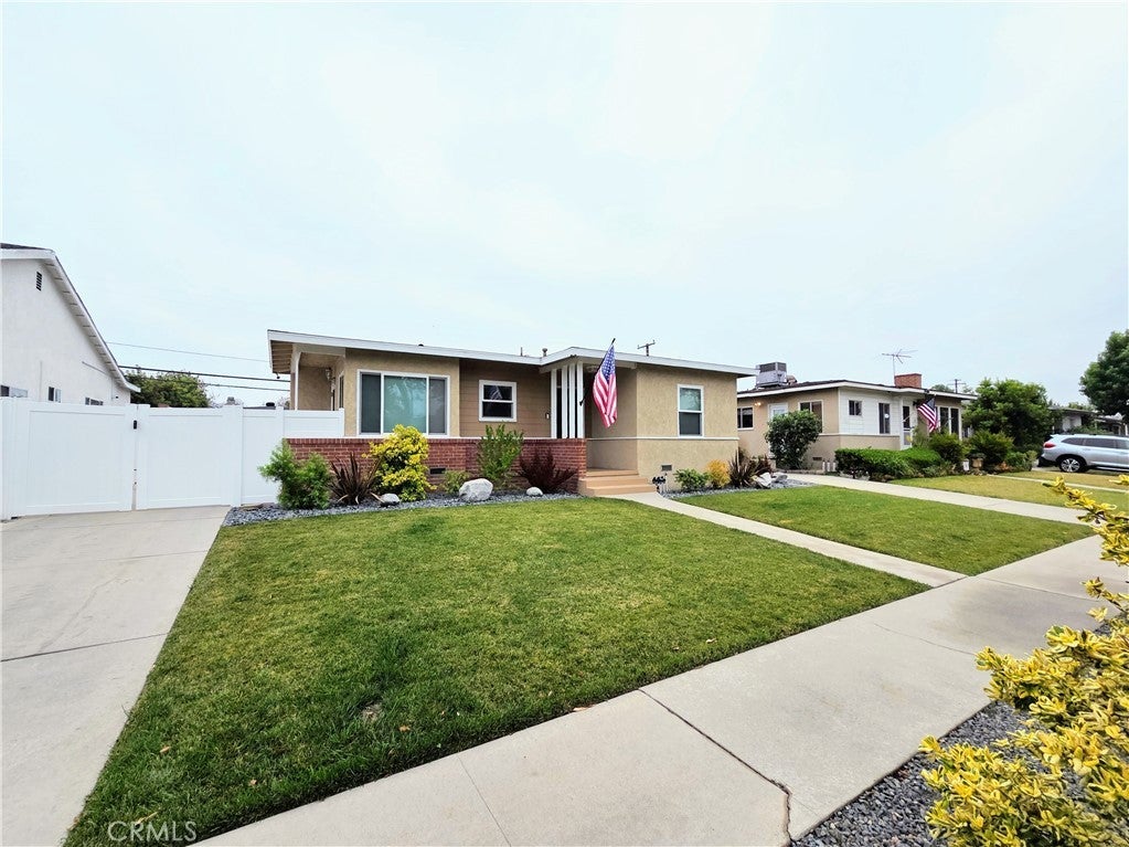 Photo of Listing #PW25148128