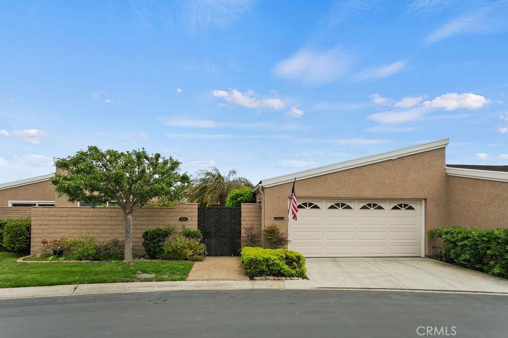 Photo of Listing #OC25142551