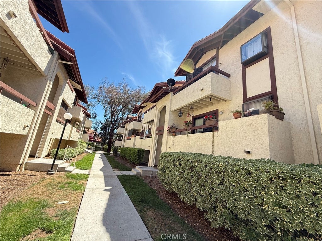 Photo of Listing #SR25148066