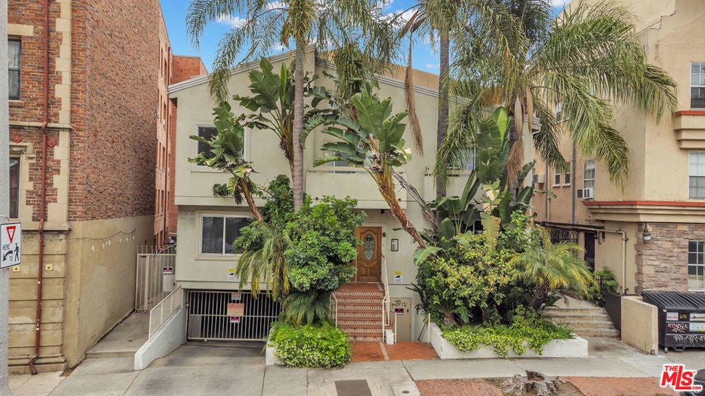 Photo of Listing #25560197