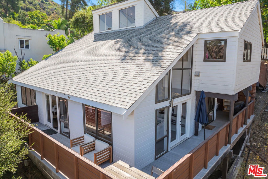 Photo of Listing #25560209