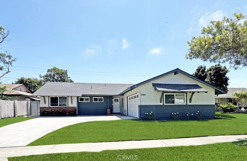 Photo of Listing #OC25147596