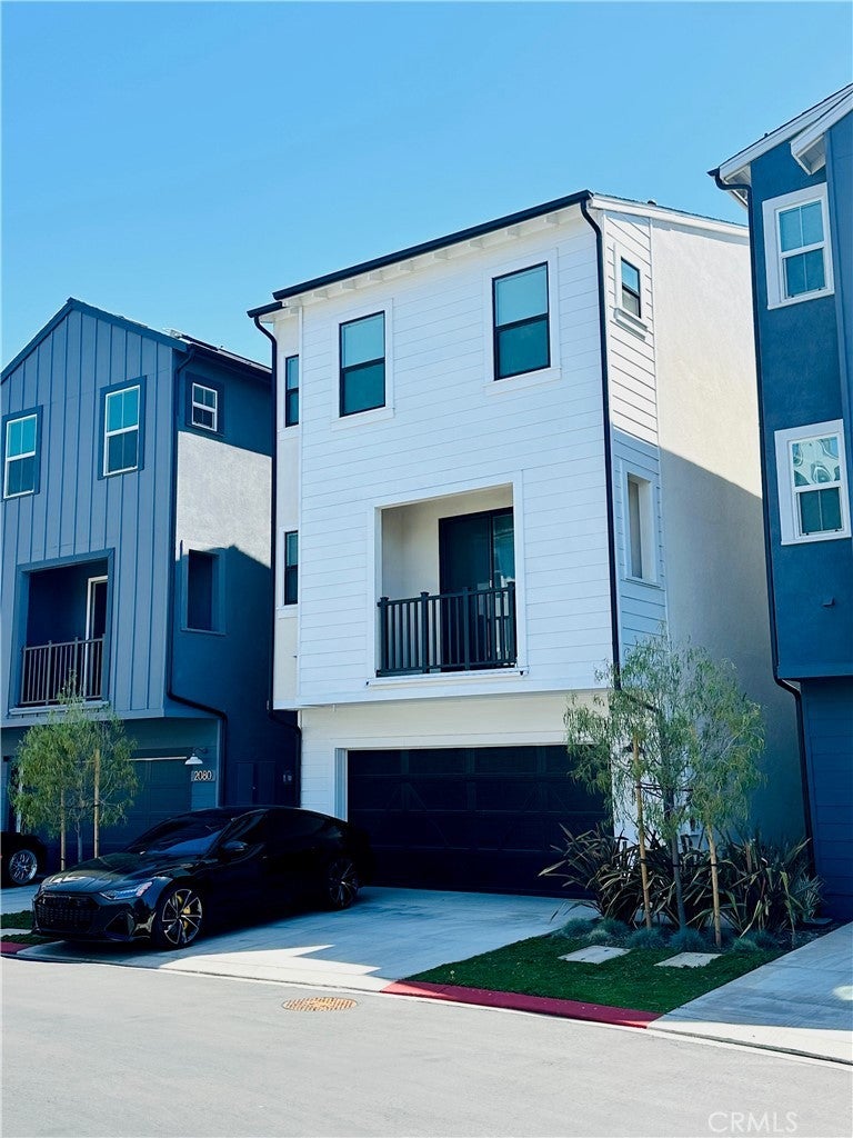 Photo of Listing #IV25148995