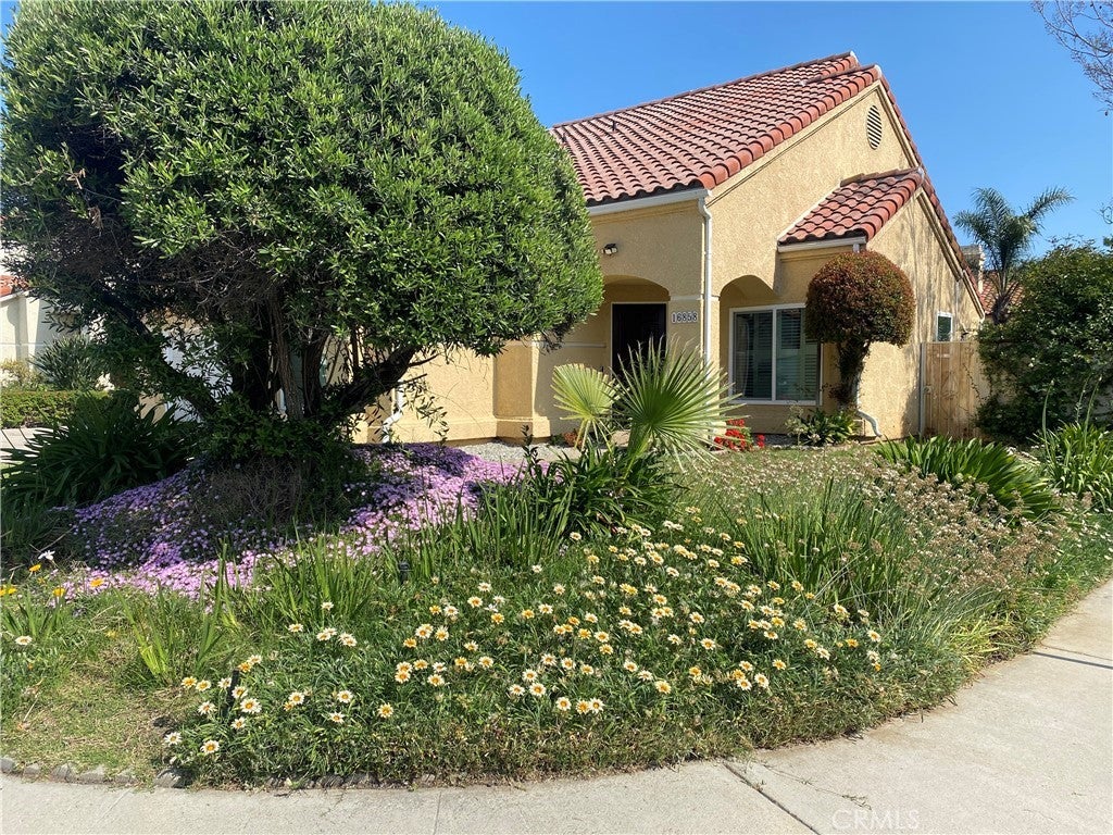 Photo of Listing #SR25149112