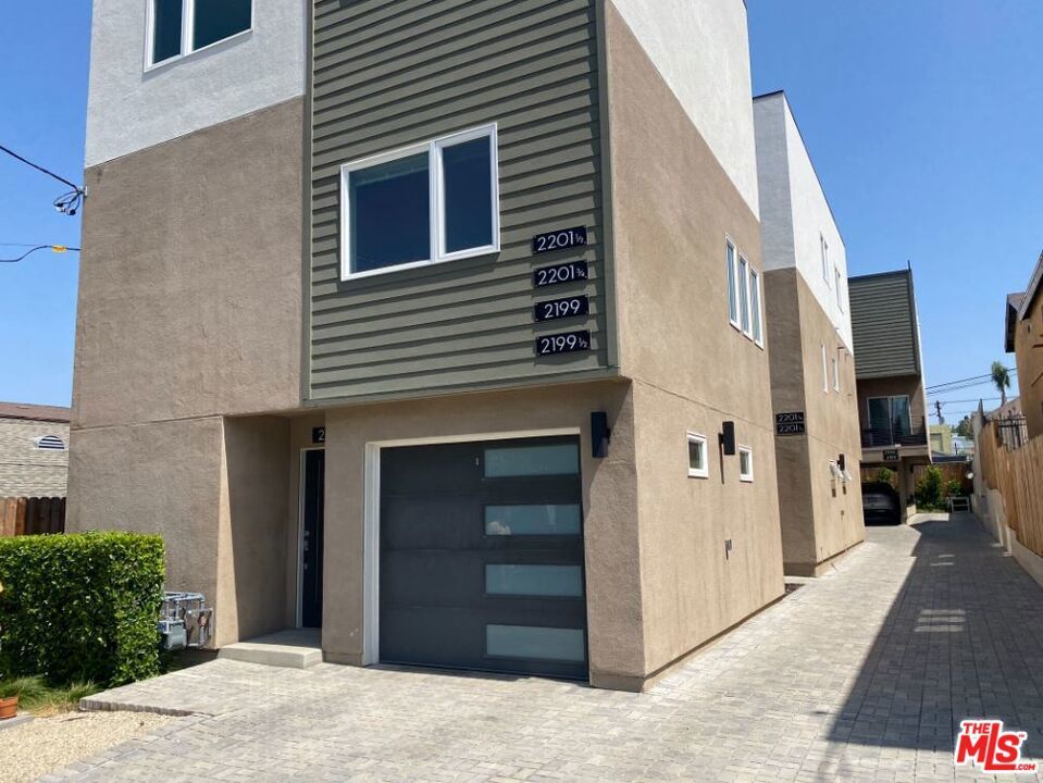 Photo of Listing #25560547