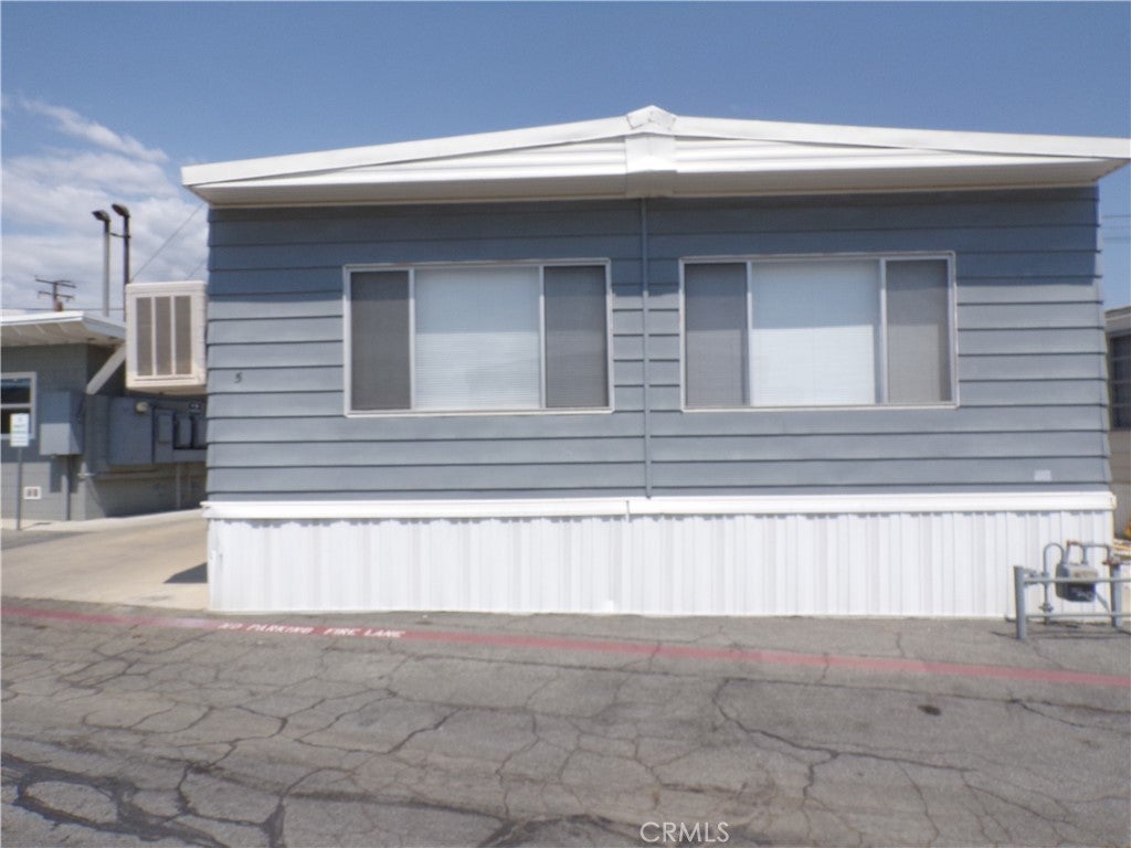 Photo of Listing #OC25149437