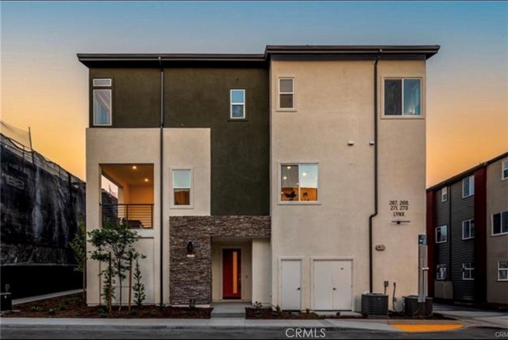 Photo of Listing #OC25149563