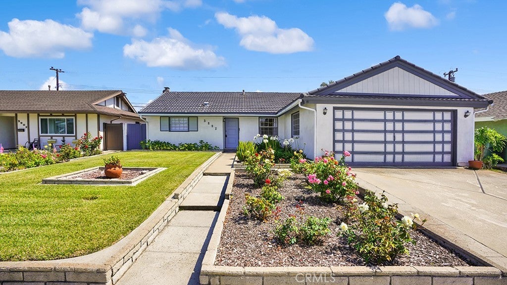 Photo of Listing #NP25146346