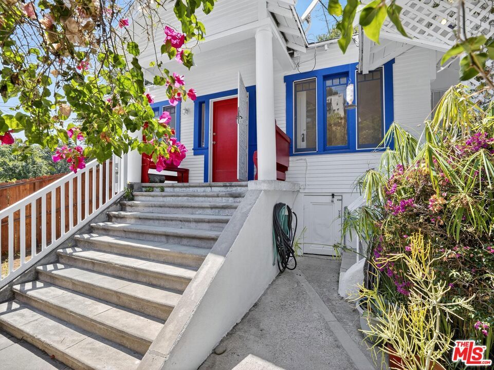 Photo of Listing #25557105