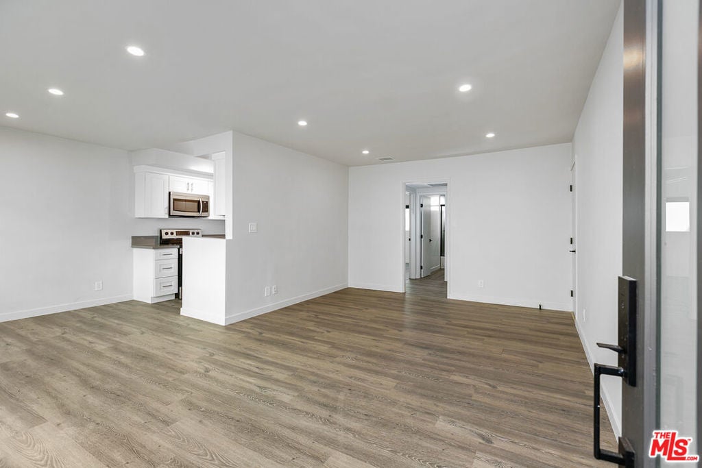 Photo of Listing #25560525