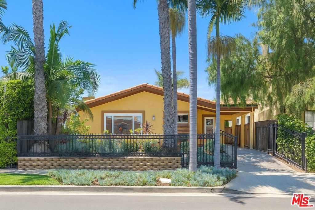 Photo of Listing #25560889