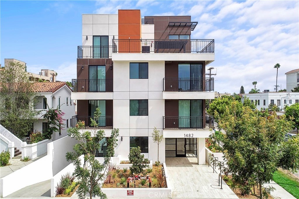 Photo of Listing #SR25150820