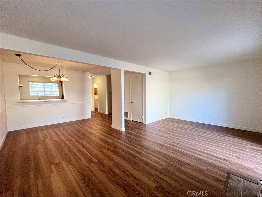 Photo of Listing #OC25150999