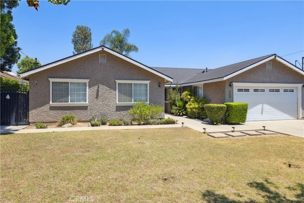 Photo of Listing #SR25151212