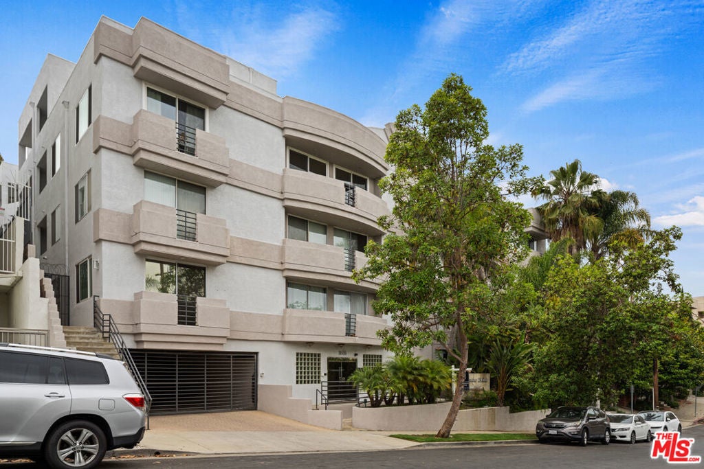 Photo of Listing #25557949