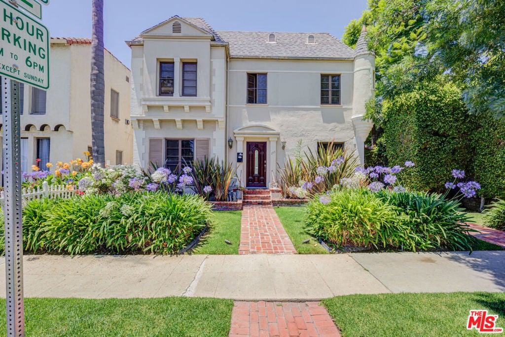 Photo of Listing #25561441