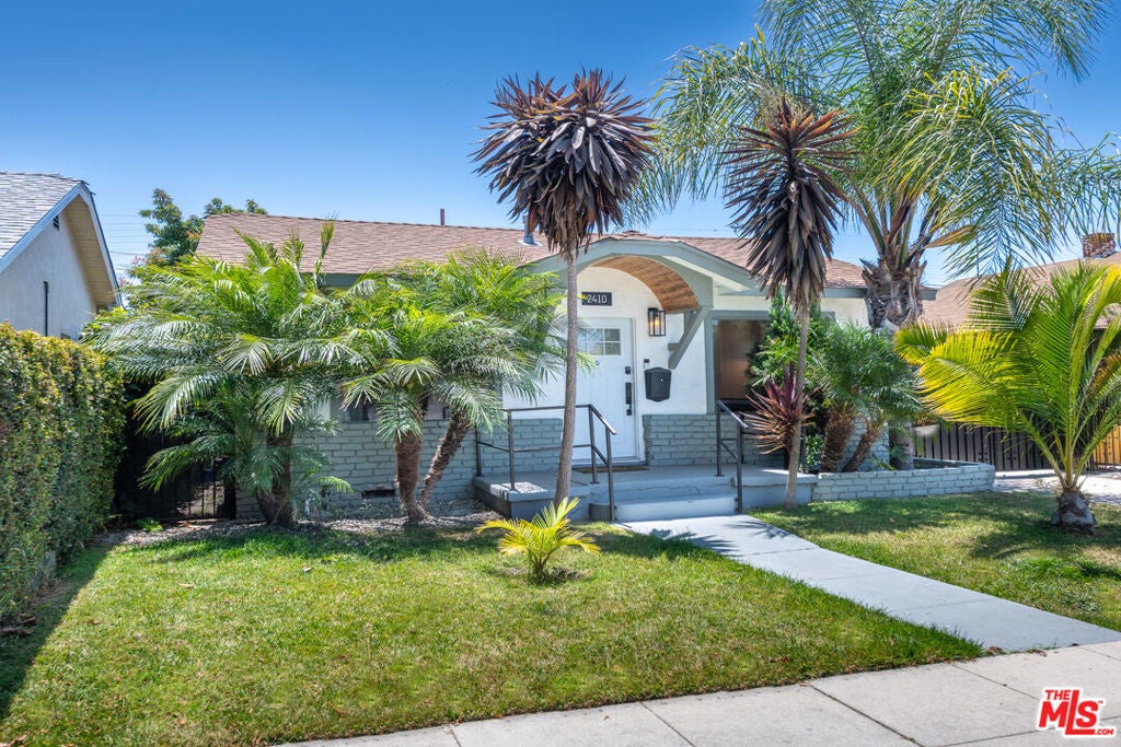 Photo of Listing #25560353