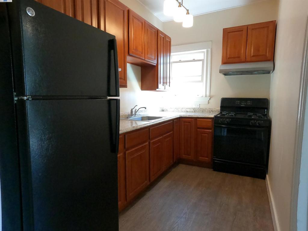 Photo of Listing #41103856