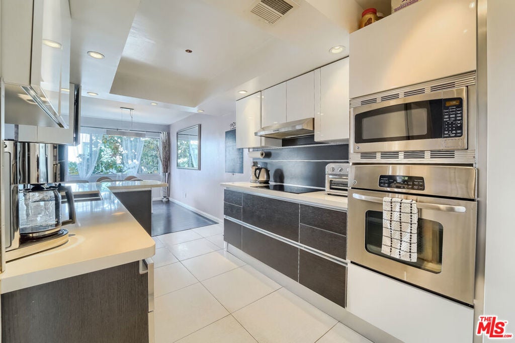 Photo of Listing #25560693