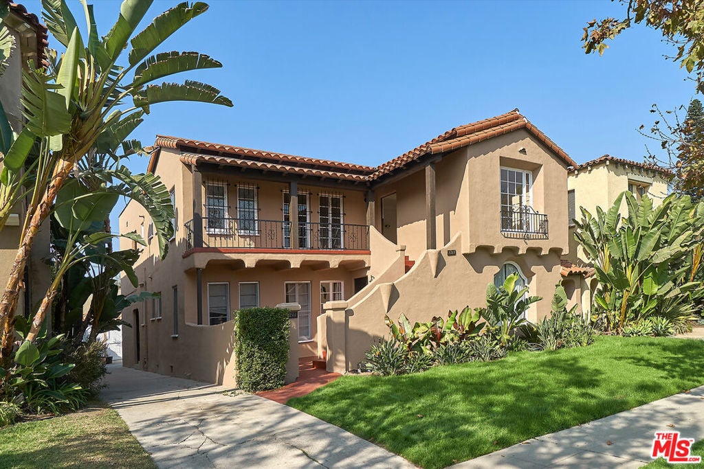 Photo of Listing #25556015