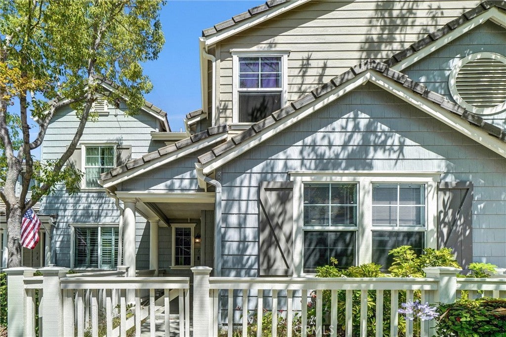 Photo of Listing #OC25153273