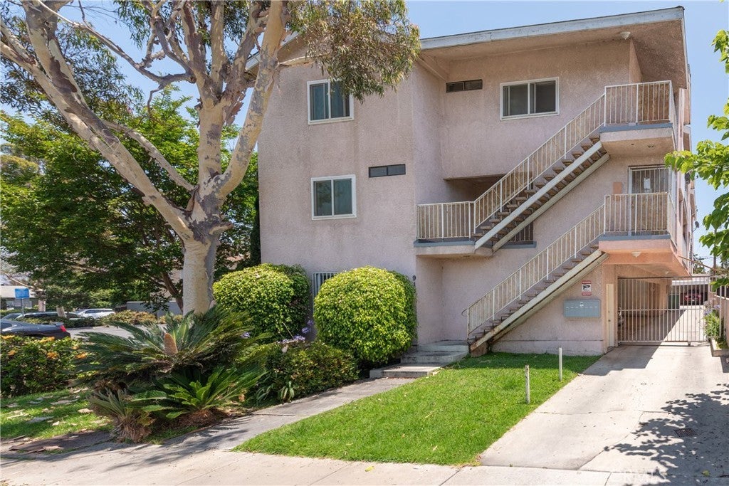 Photo of Listing #SB25153367