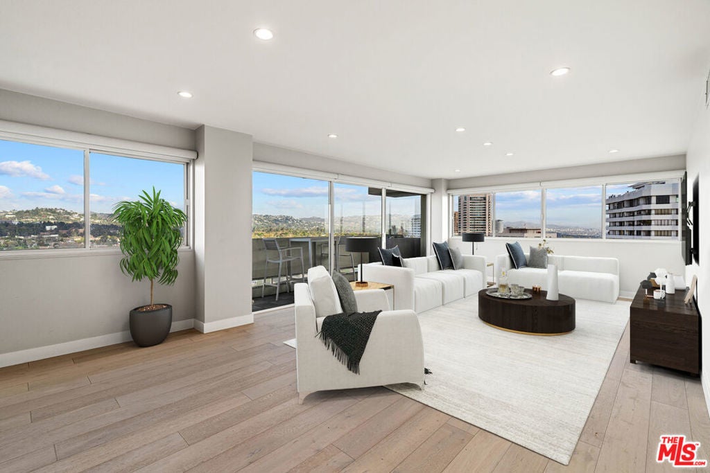 Photo of Listing #25562589