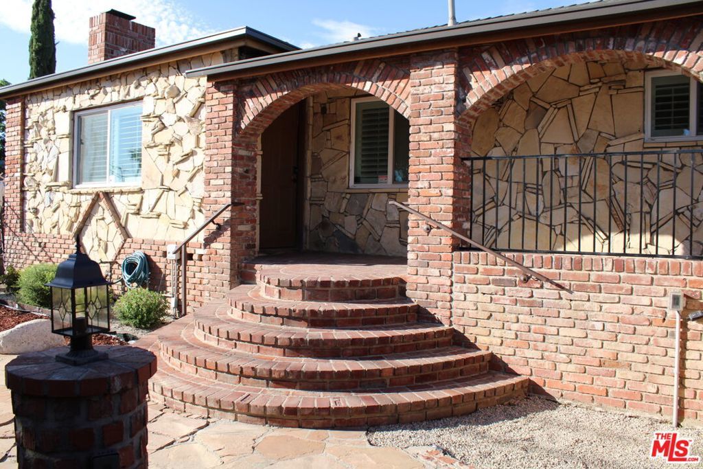 Photo of Listing #25562897