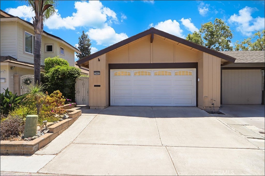 Photo of Listing #OC25151745