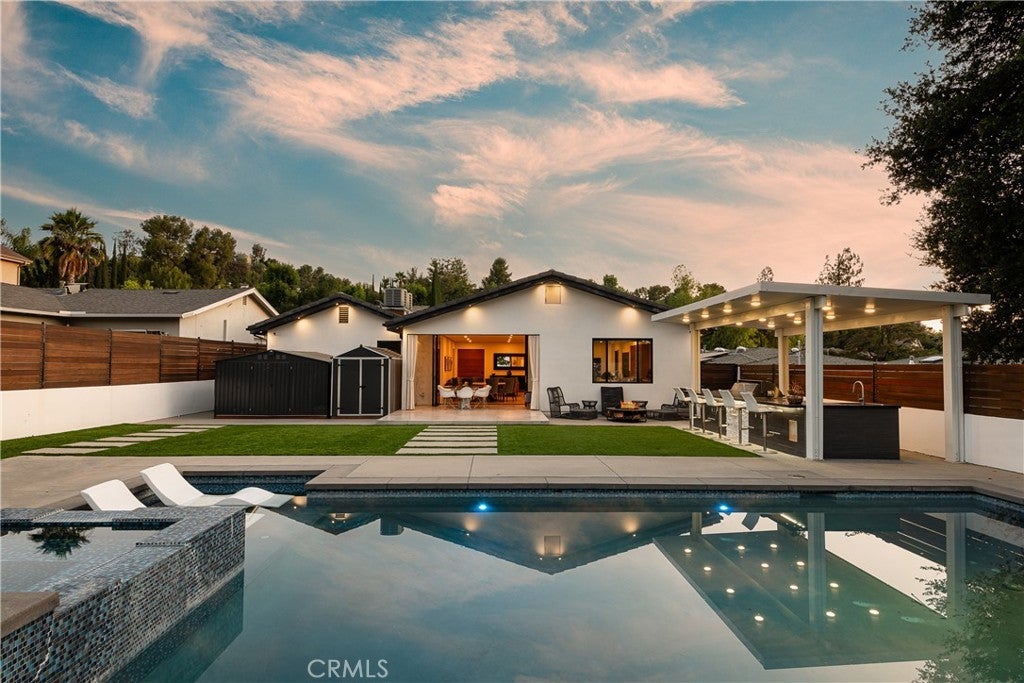 Photo of Listing #SR25154098