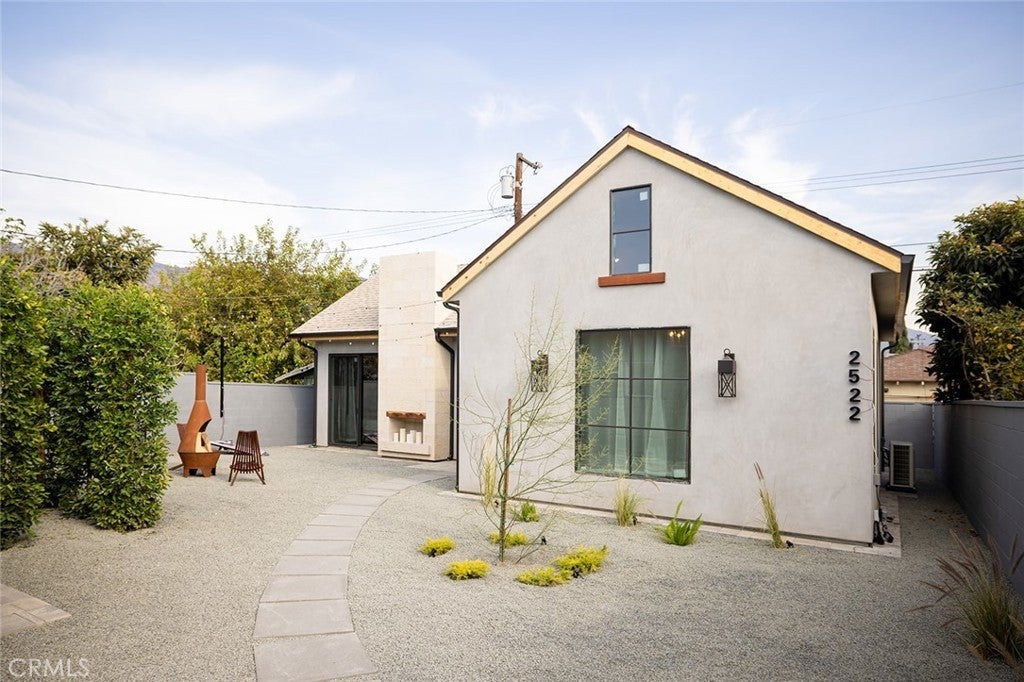 Photo of Listing #SR25154702