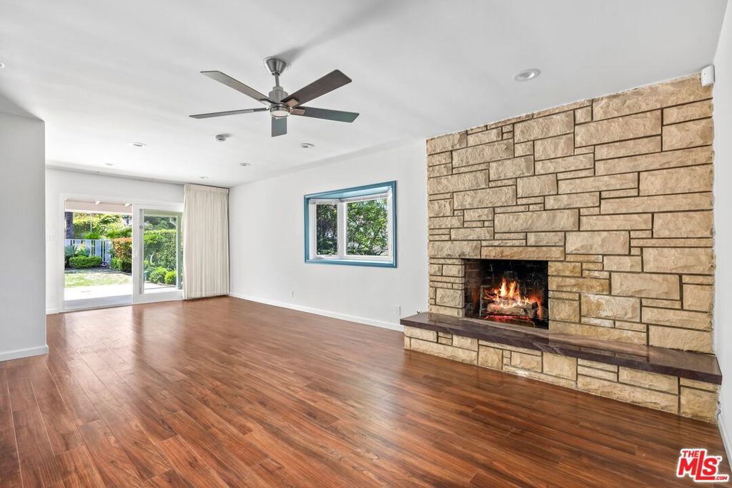 Photo of Listing #25562947