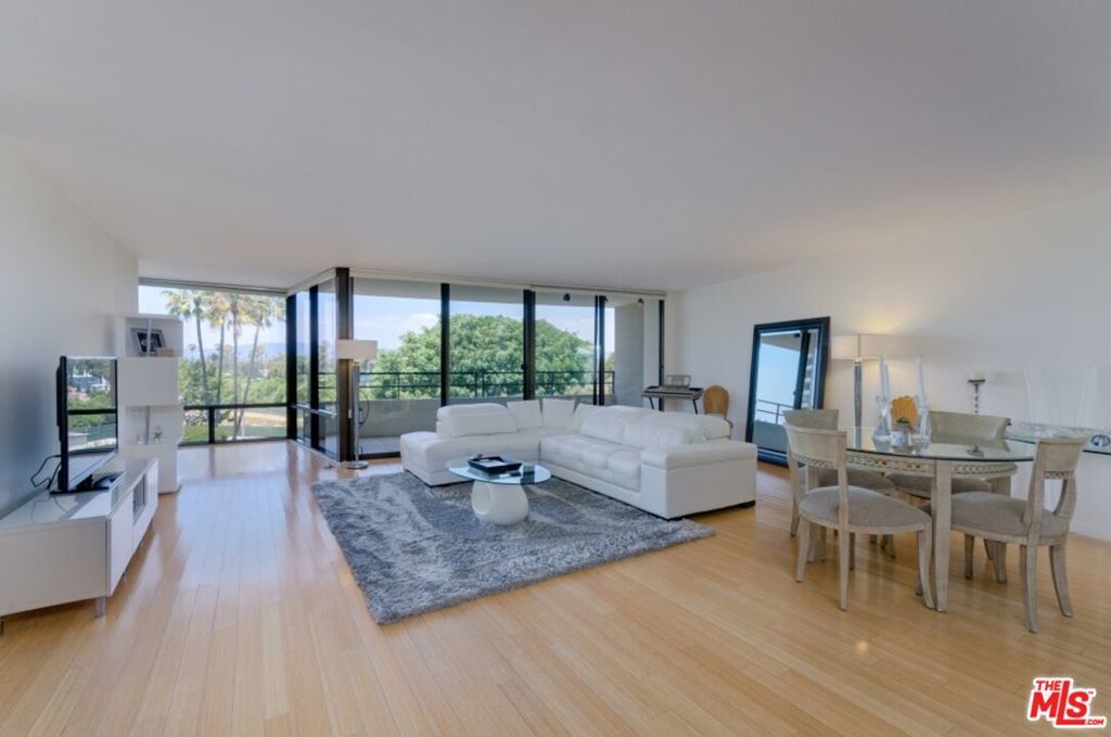 Photo of Listing #25563463