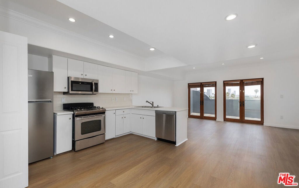 Photo of Listing #25563809