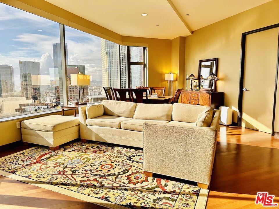 Photo of Listing #25562627