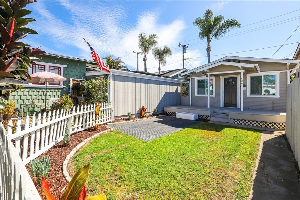 Photo of Listing #OC25155895