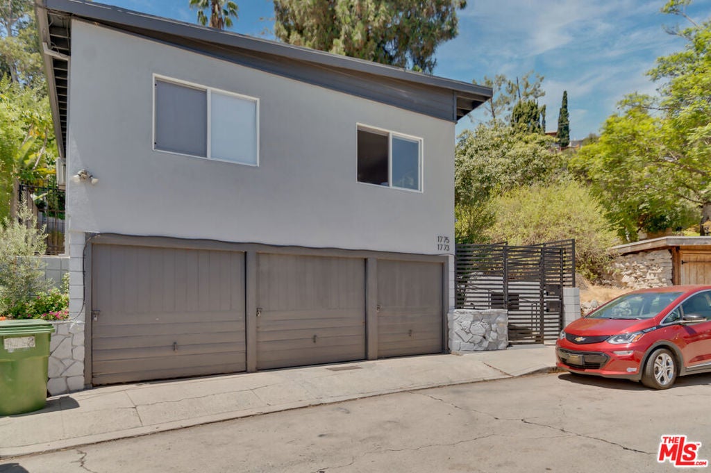 Photo of Listing #25564147