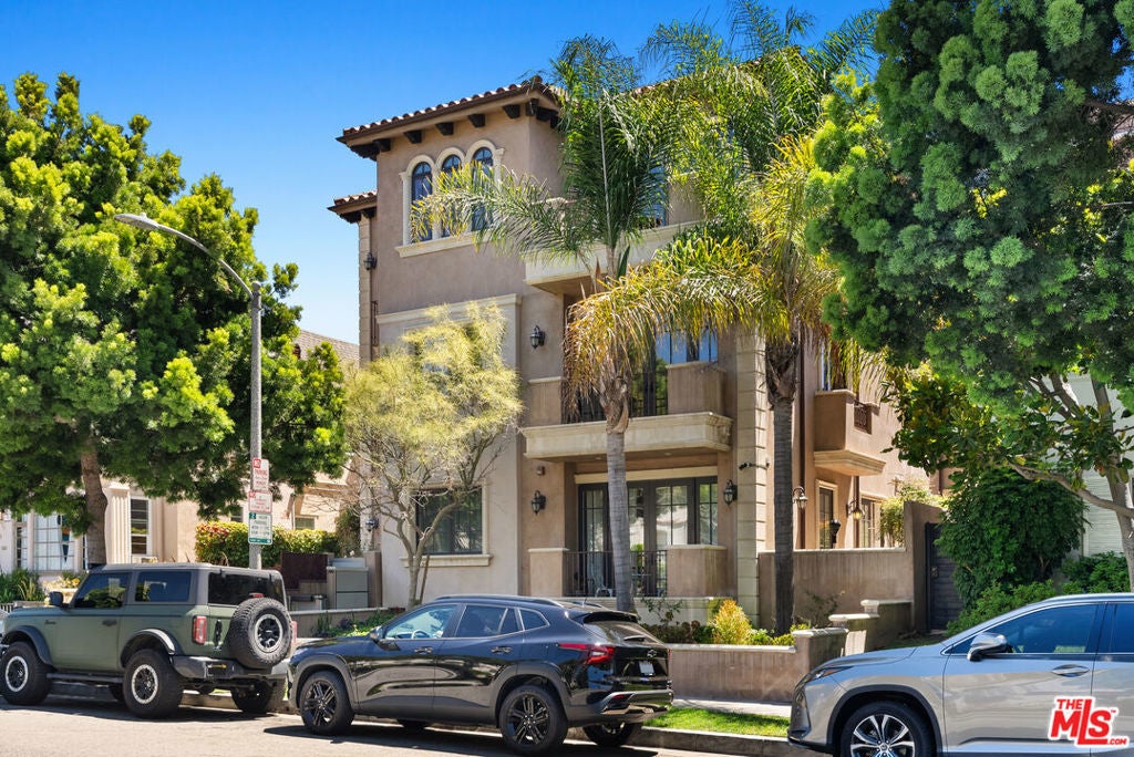 Photo of Listing #25554897