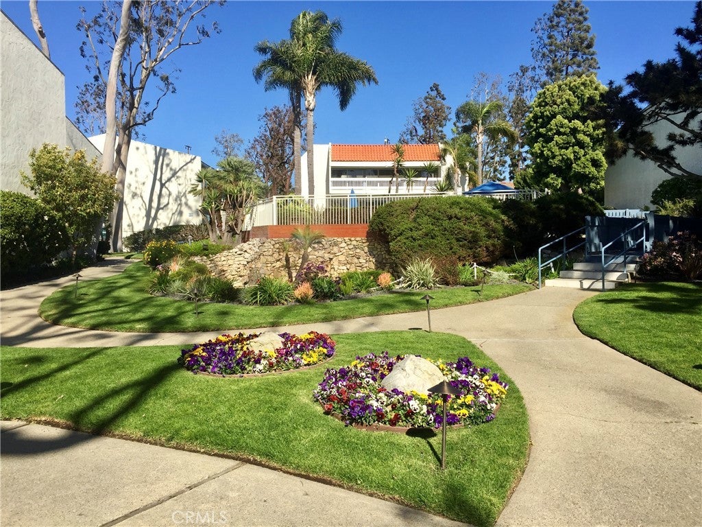 Photo of Listing #SB25155787