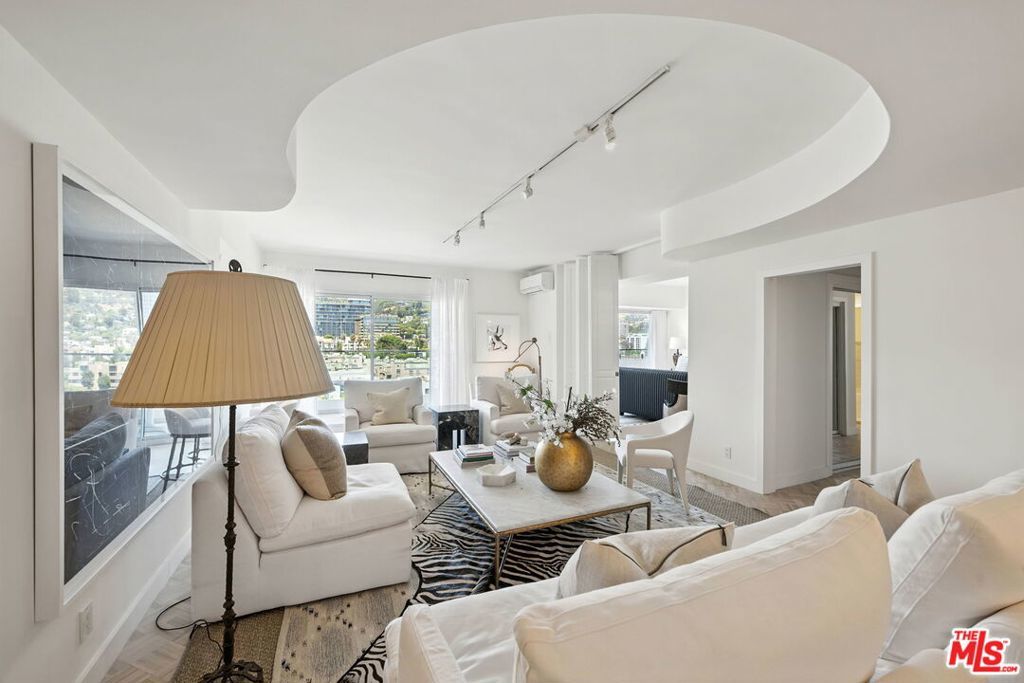 Photo of Listing #25562891