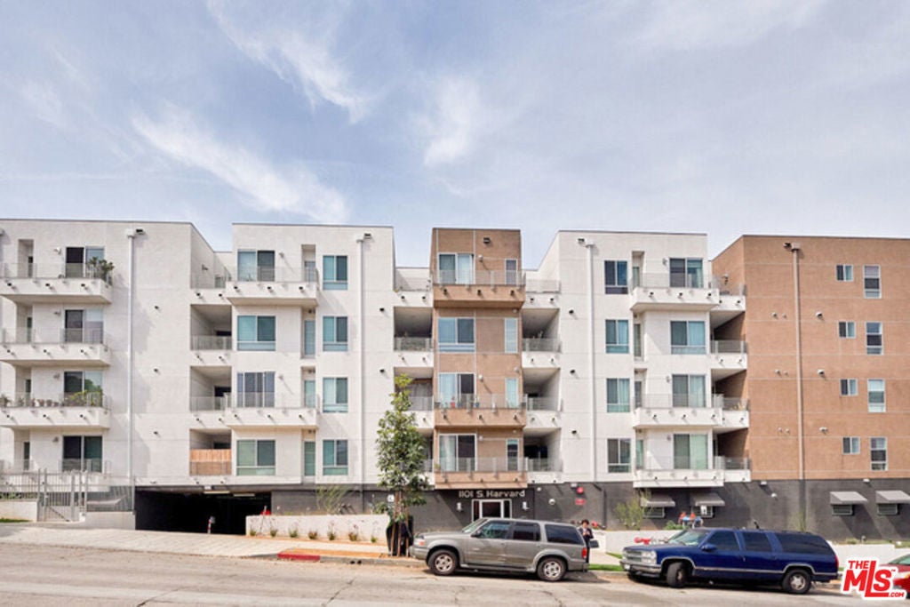 Photo of Listing #25564303