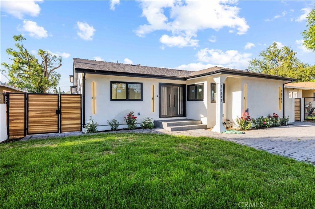 Photo of Listing #SR25155692