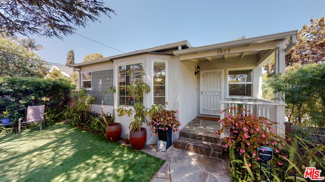 Photo of Listing #25563431