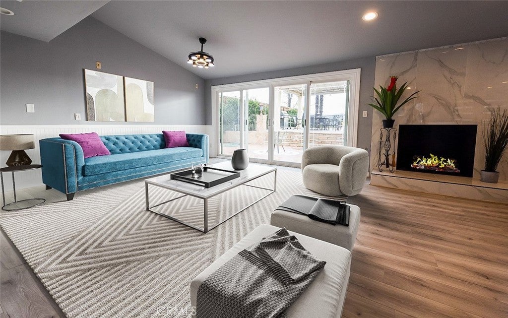 Photo of Listing #SR25156733