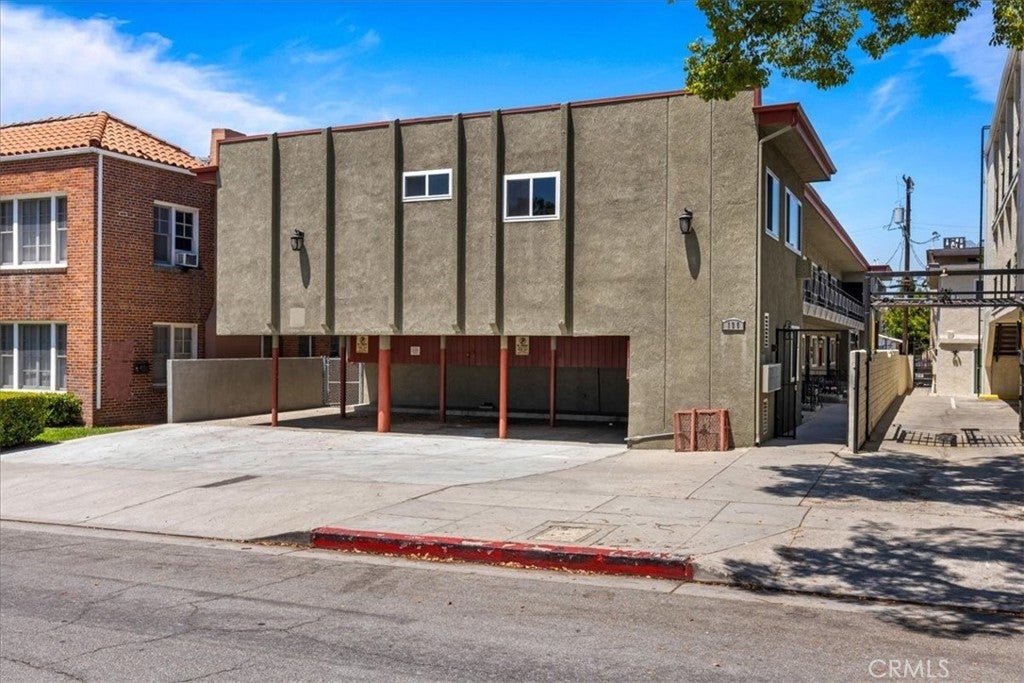 Photo of Listing #SR25157298