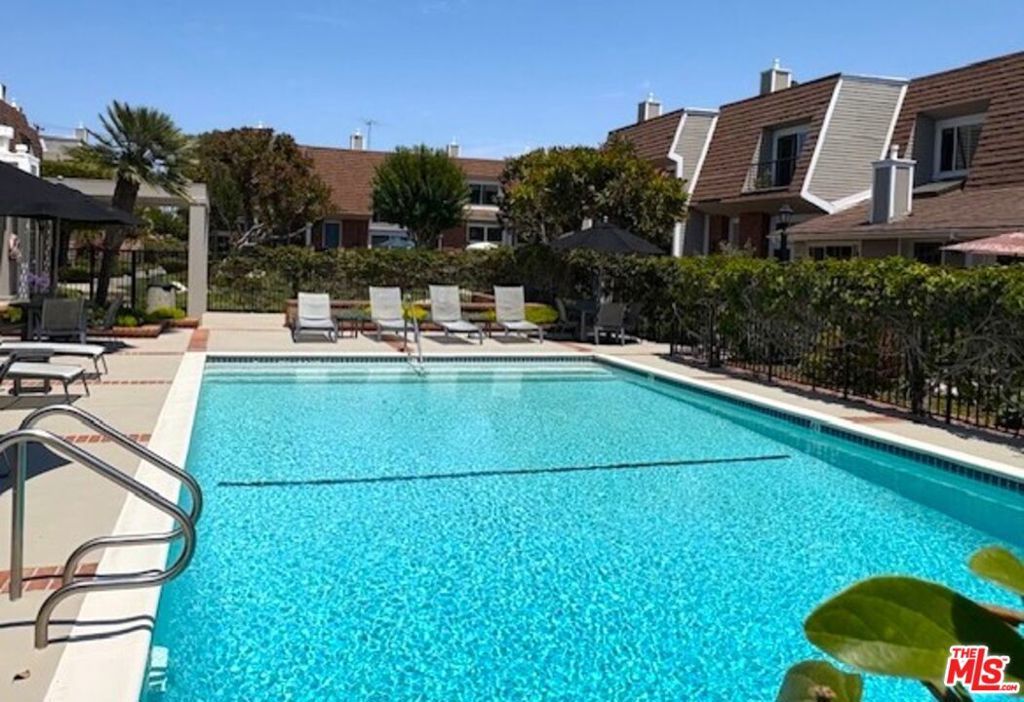 Photo of Listing #25564531