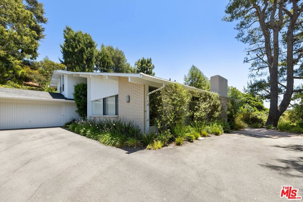 Photo of Listing #25559365