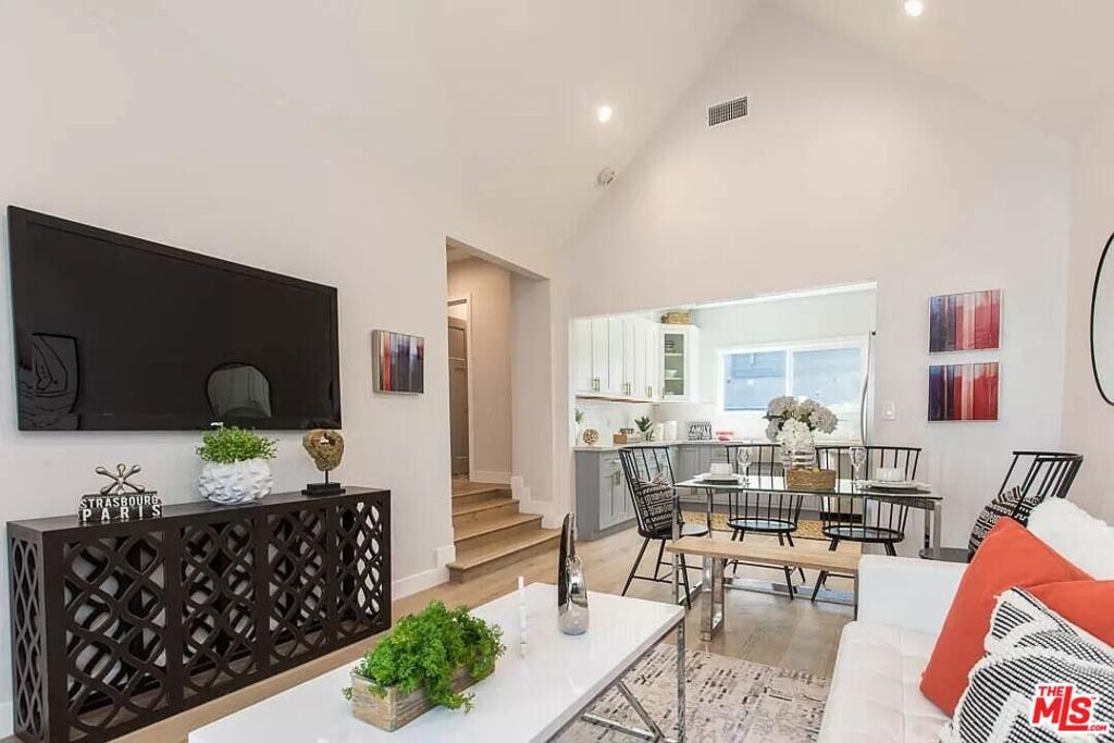 Photo of Listing #25564965