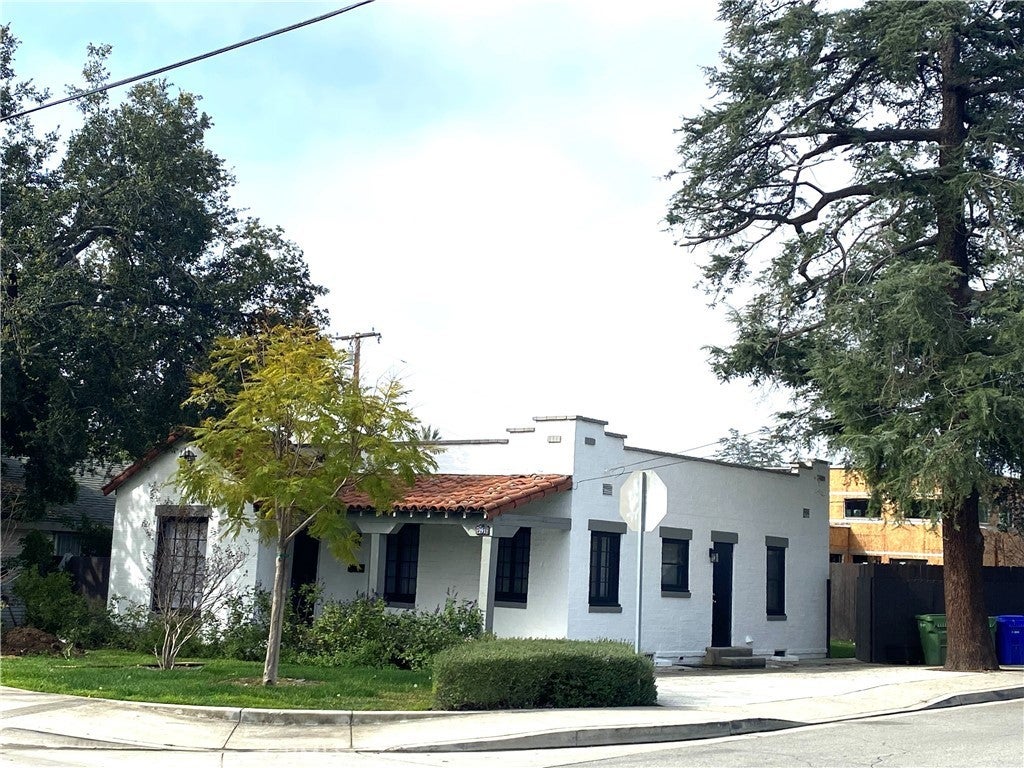 Photo of Listing #CV25157802